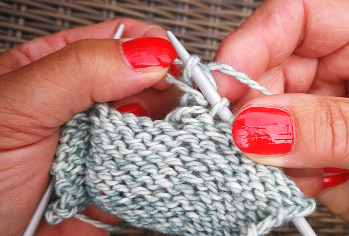 Knopfsloch stricken Schritt 6